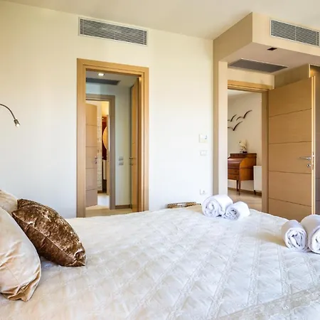 Deluxe Maisonette With Shared Pool 2# *