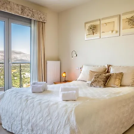 Deluxe Maisonette With Shared Pool 2# Apartment *