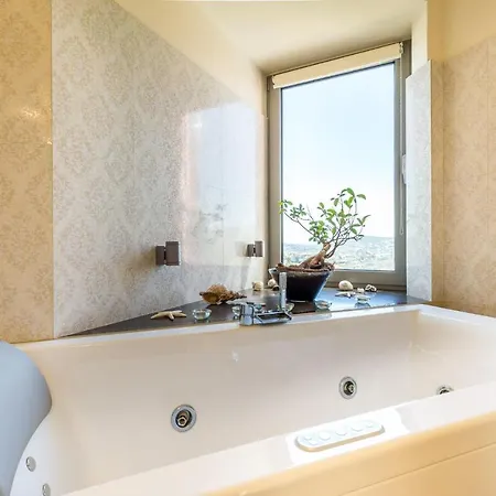 Deluxe Maisonette With Shared Pool 2# * Anavyssos